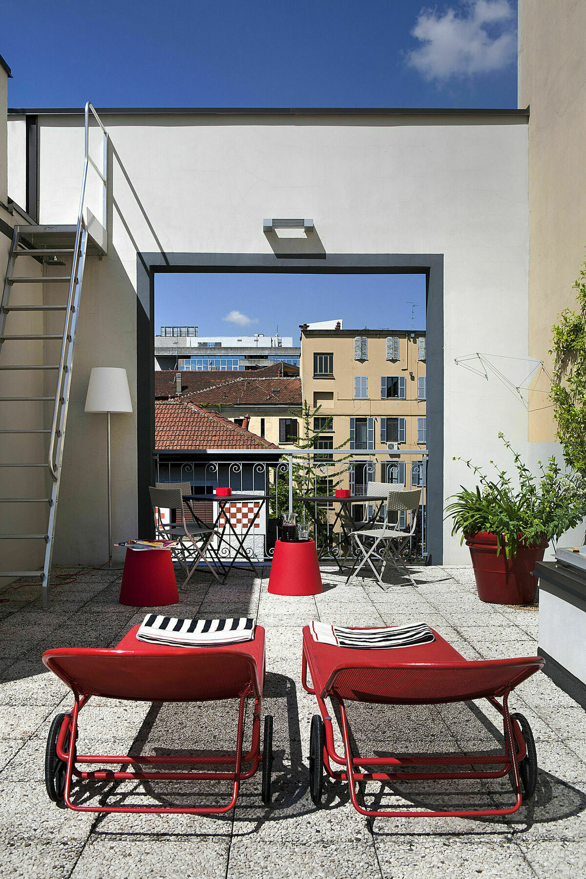 Rosso Segnale Milano Hotel Exterior photo
